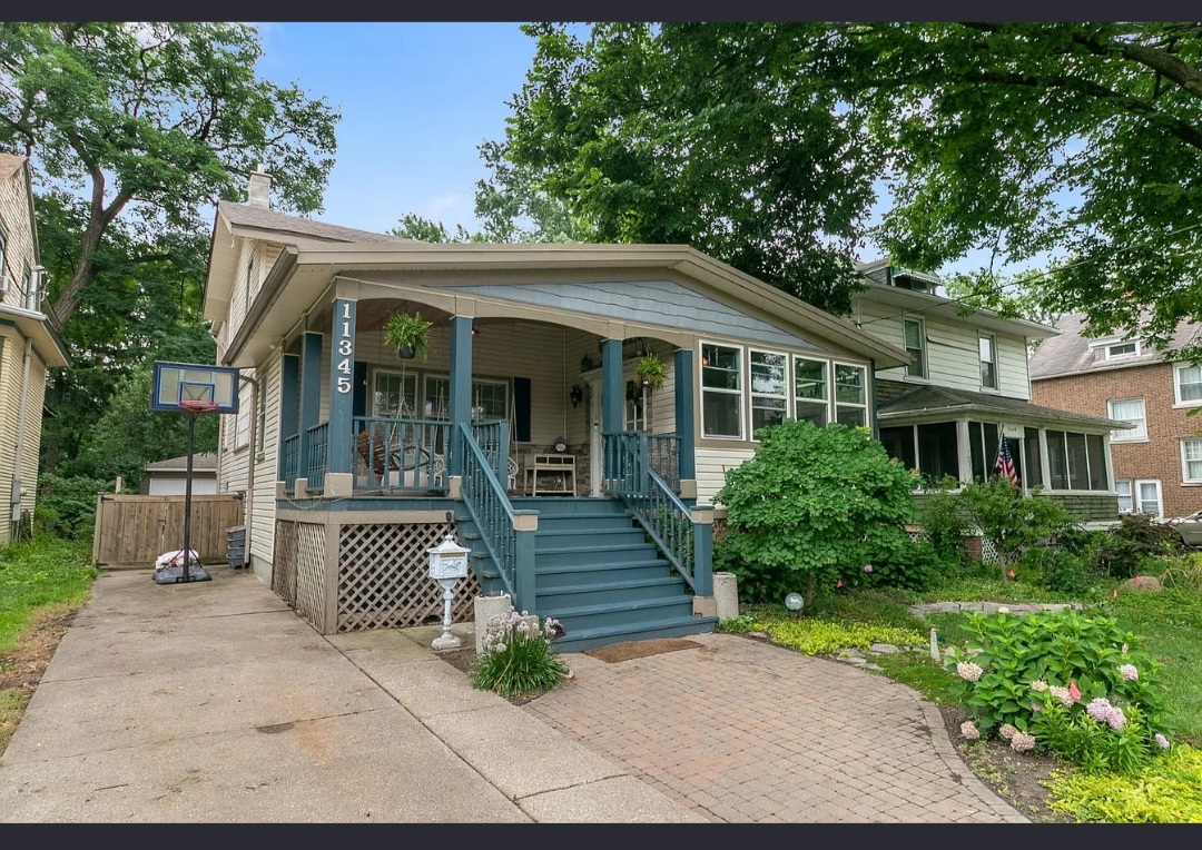 BEAUTIFULLY UPDATED HISTORICALLY PRESERVE HOME
